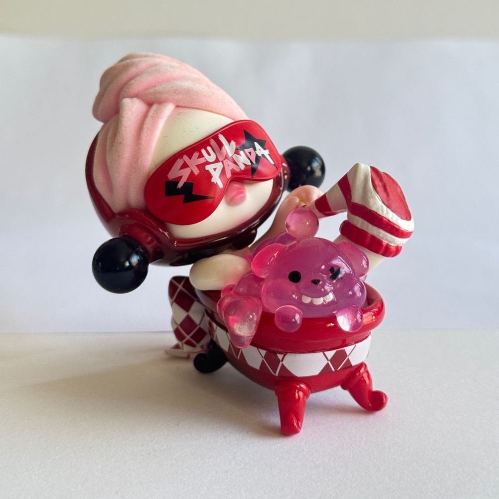 POPMART x Skullpanda Tell Me What You Want Series - Home Alone